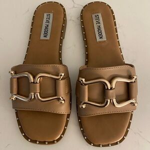 Steve Madden Nude/ Tan Slide Sandals - Size 6